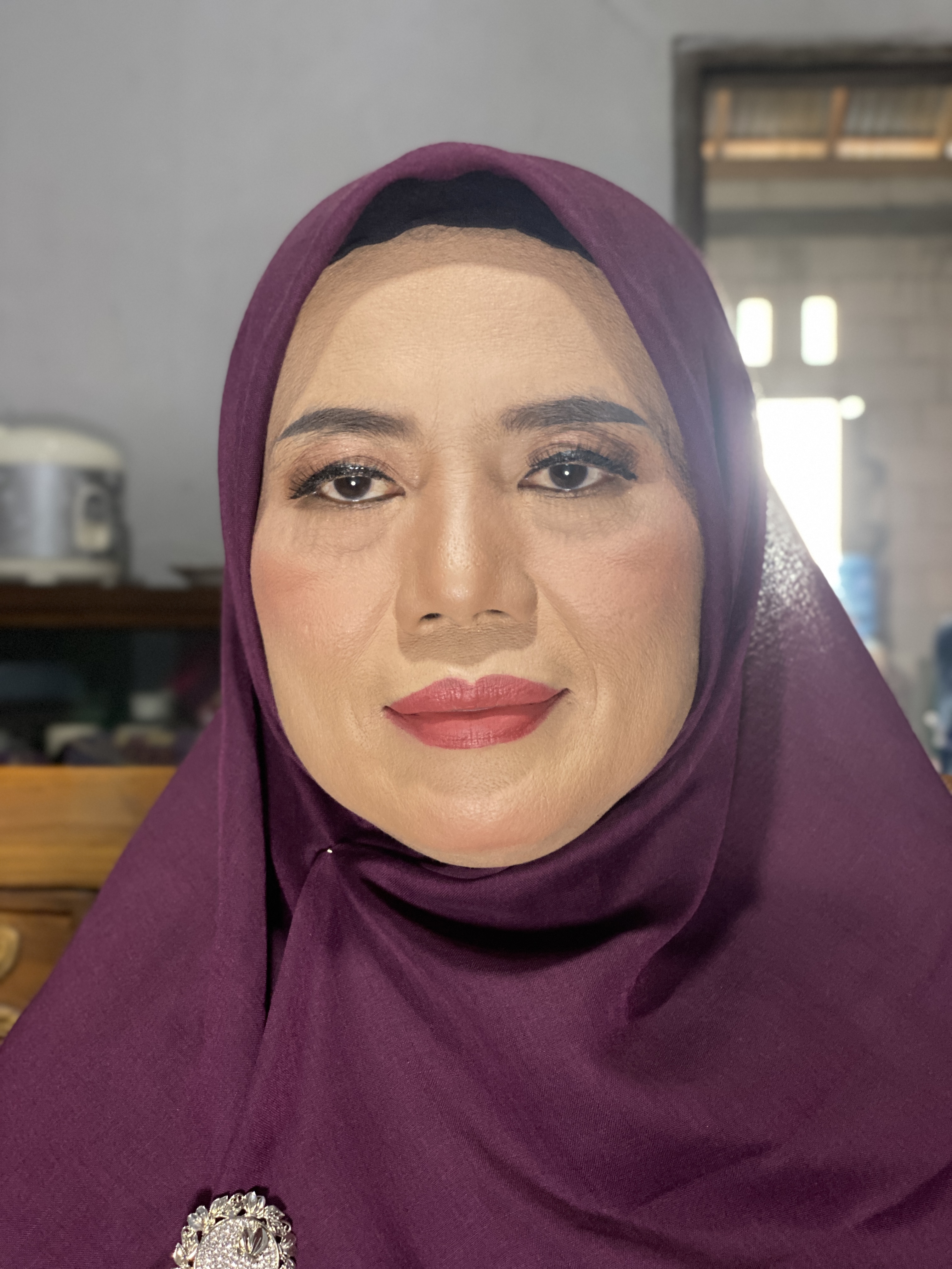 Mature makeup — elegant refined finish