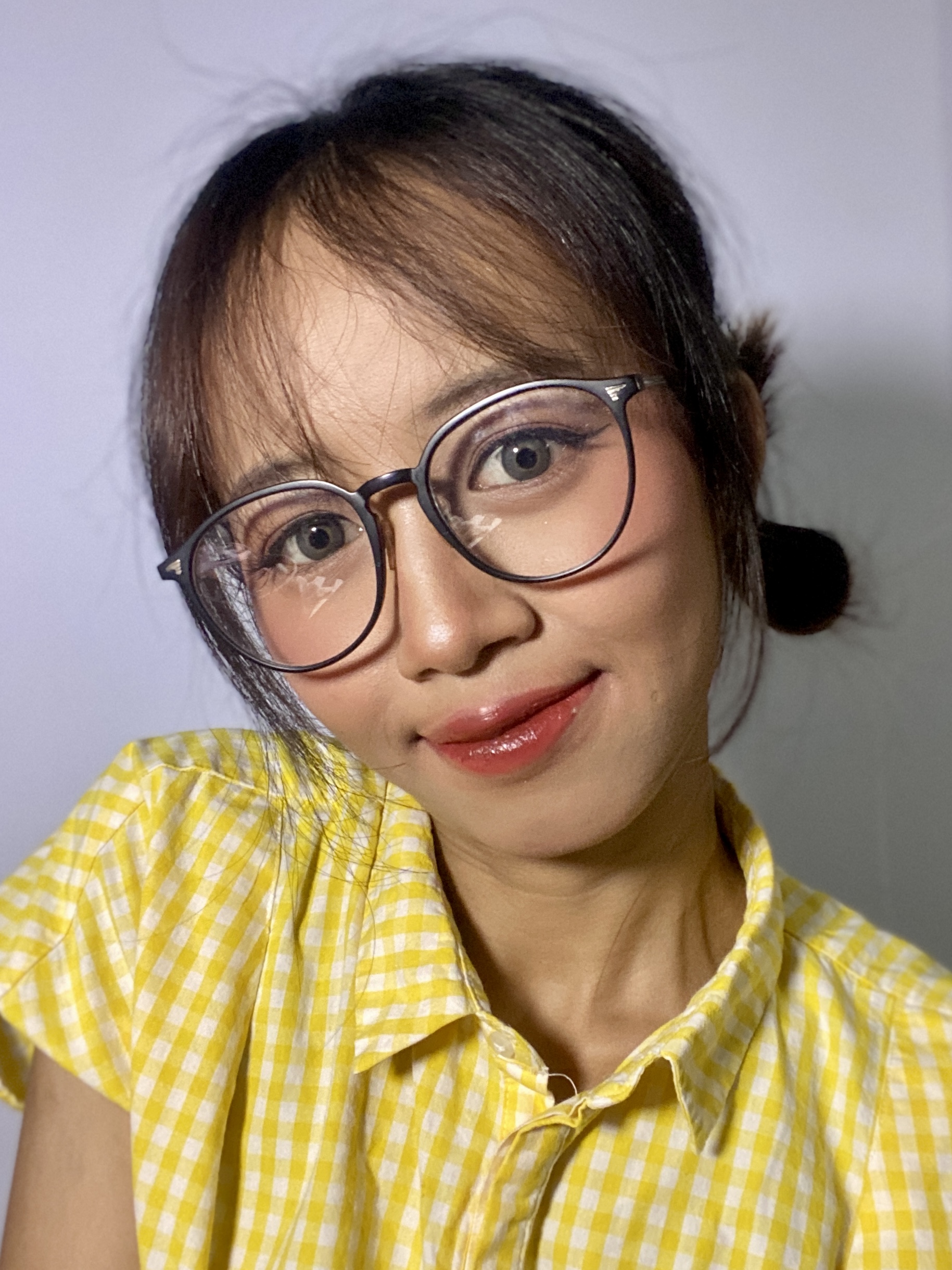Pinkish makeup — rosy romantic look