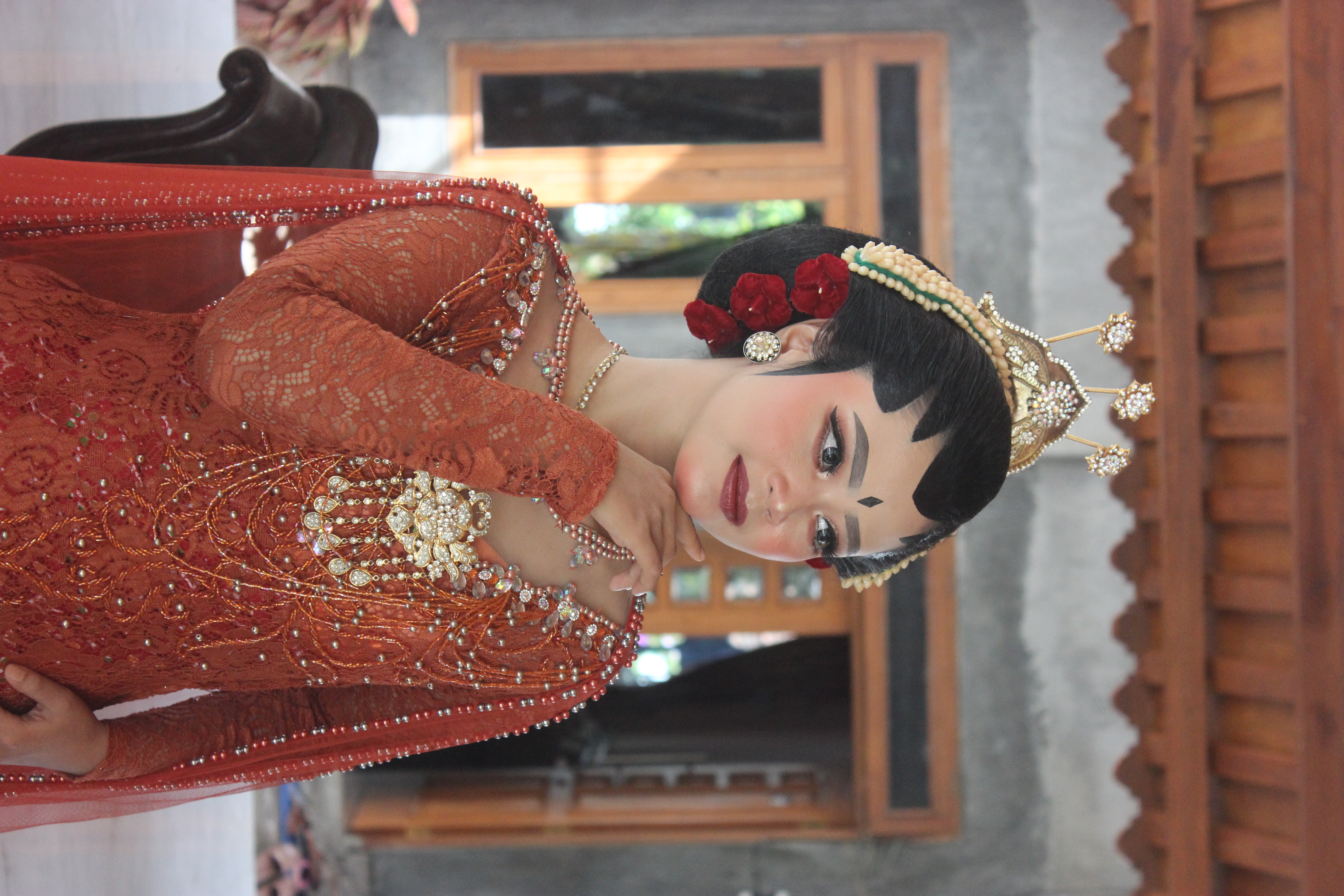 Sanggul Jogja Putri — refined elegant updo